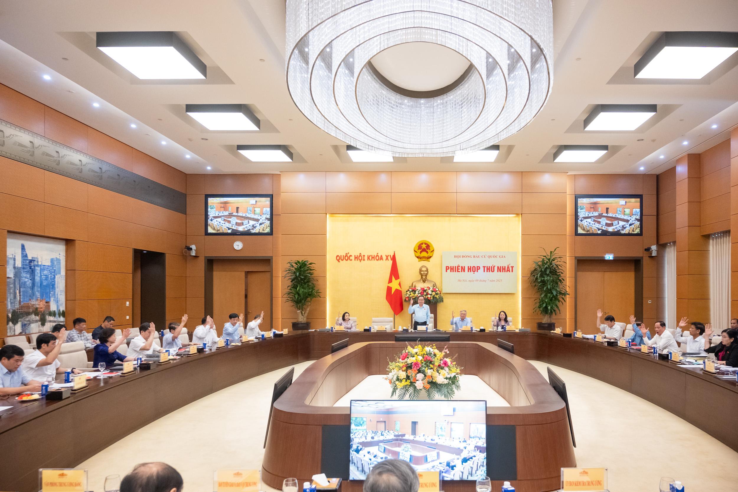 Hội Đồng Bầu cử quốc gia họp Phiên toàn thể lần thứ Nhất