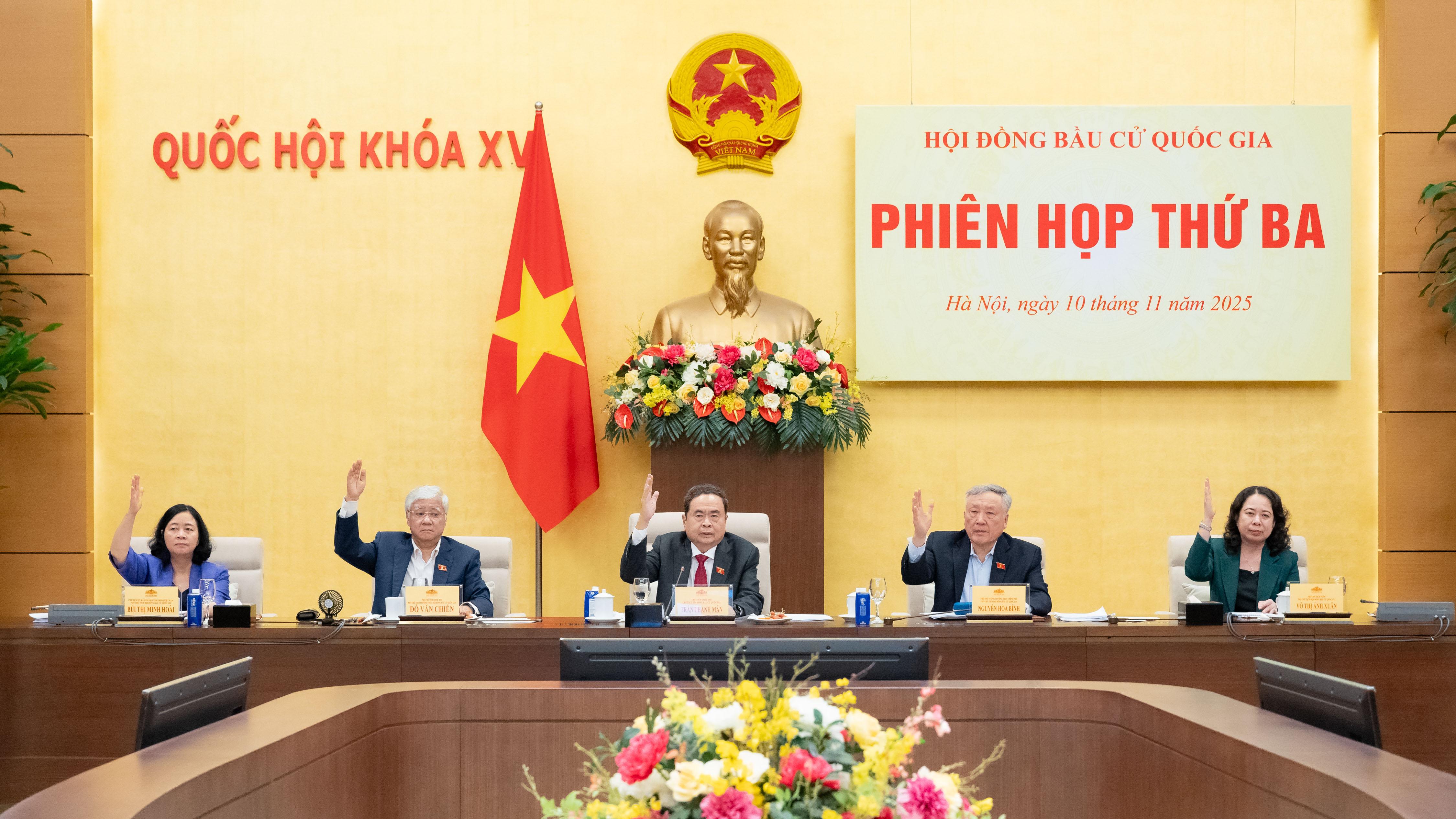 Chủ tịch Quốc hội Trần Thanh Mẫn: Tuyệt đối không để xảy ra sai sót ảnh hưởng đến quyền bầu cử, ứng cử đại biểu Quốc hội, Hội đồng nhân dân